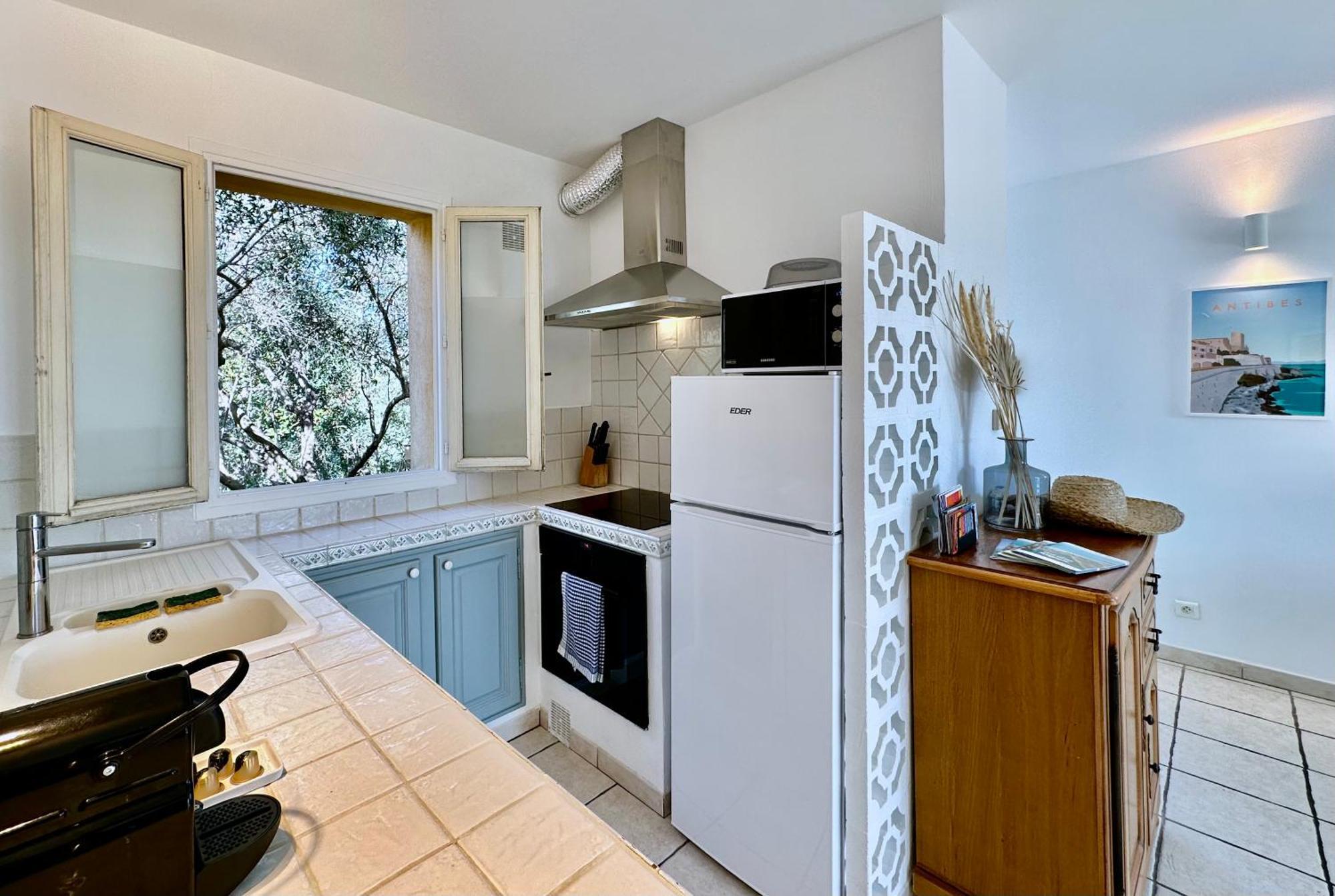 Villa Marinette Juan-les-Pins Exteriör bild