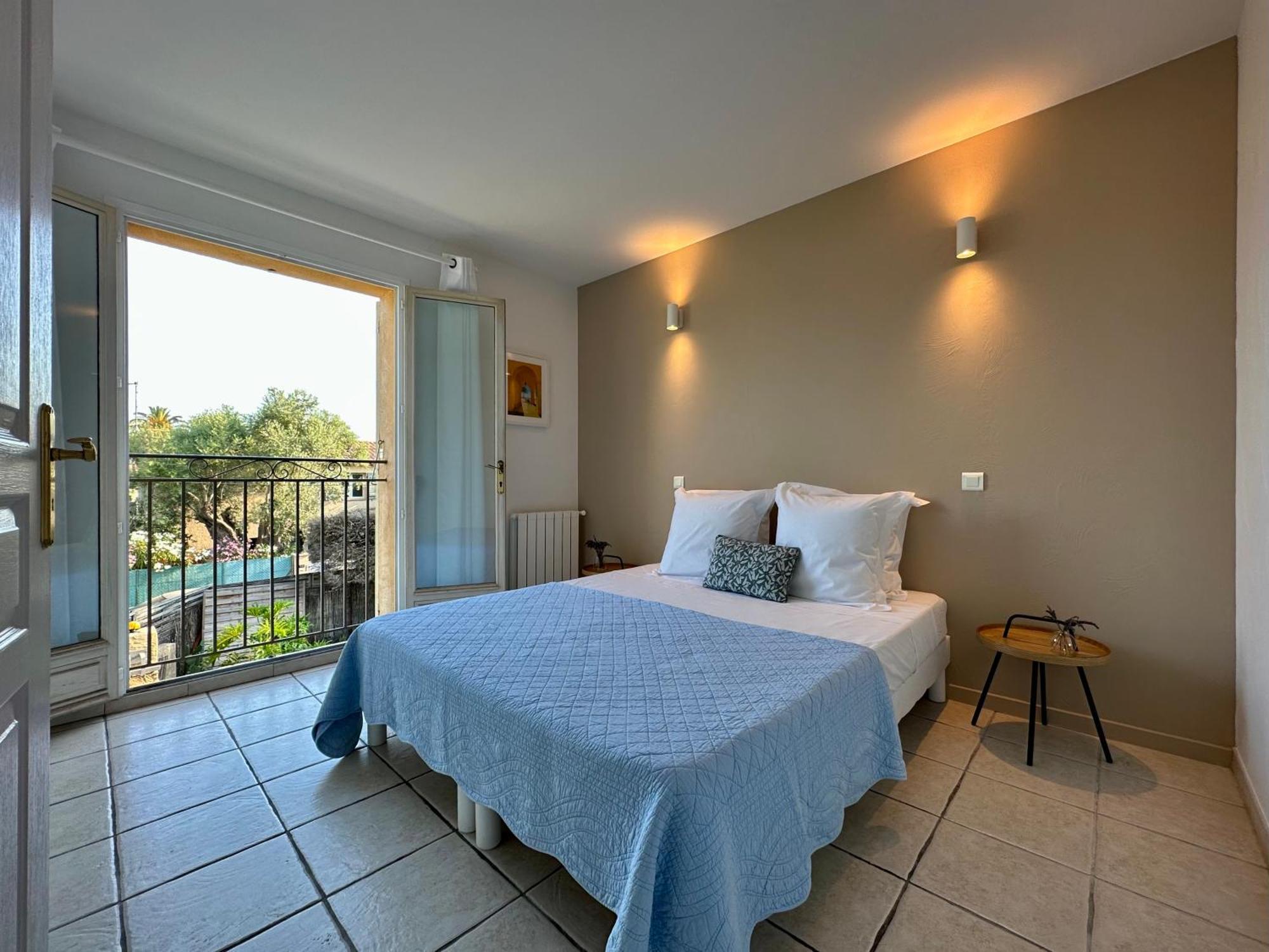 Villa Marinette Juan-les-Pins Exteriör bild